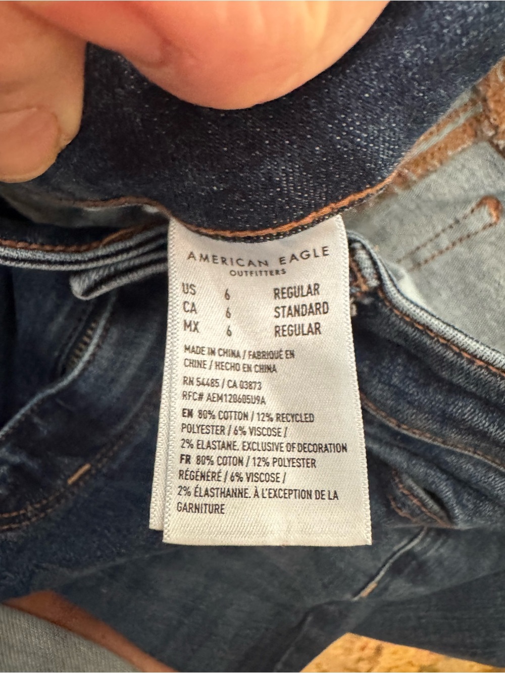 American Eagle Outfitters Flare Jeans size 6 - Picture 5 of 6